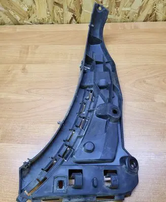 Volvo XC90 Front bumper mounting bracket 08620564