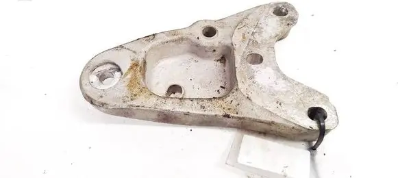 Skoda Roomster (5J) Engine mounting bracket 6Q0199185S