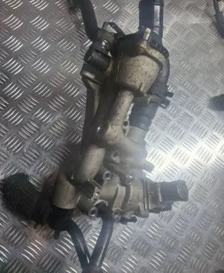 KIA Sorento Thermostat housing 