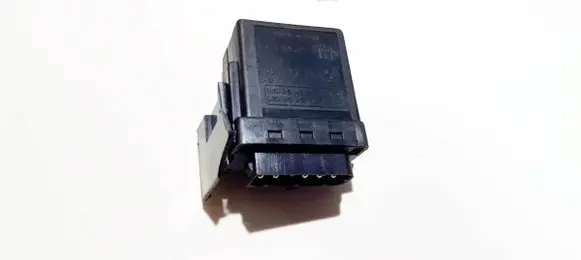 BMW 5 E39 Glow plug pre-heat relay 2246919 72rb510