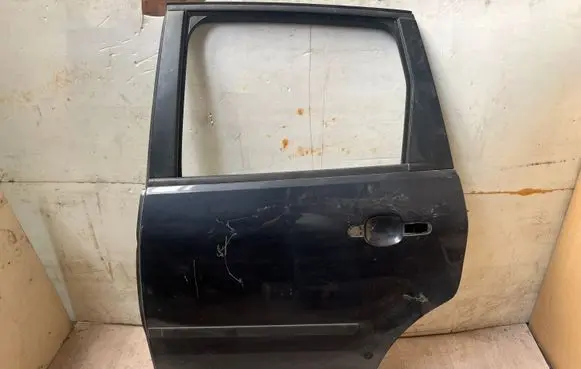 Ford Focus C-MAX Rear door