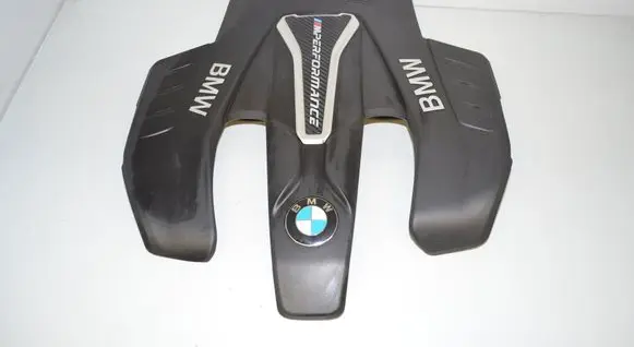 BMW 5 G30 G31 Engine cover (trim) 8679177 11148679177
