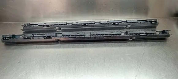 Volvo XC90 Sill supporting ledge 32216524 31378137