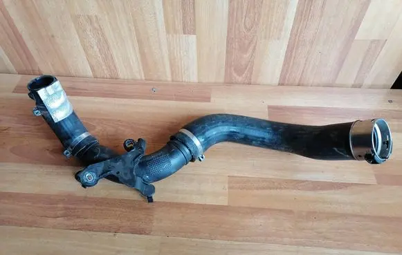 Dacia Sandero Intercooler hose/pipe 144604208R