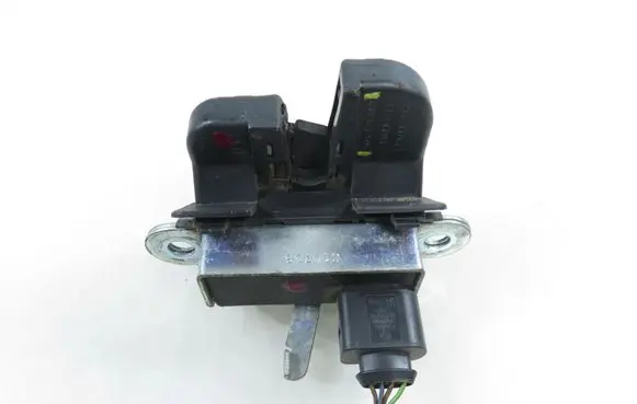 Seat Ibiza IV (6J,6P) Tailgate/trunk/boot lock/catch/latch 6J3827505