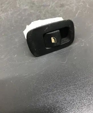 Citroen C4 I Picasso Electric window control switch 96639378ZD