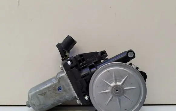 Chrysler Pacifica Tailgate boot lock/latch motor AY1638000780 A9561313A