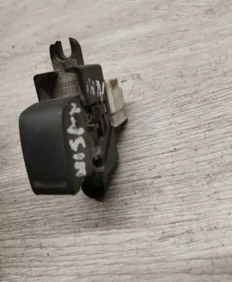 Nissan Almera Electric window control switch