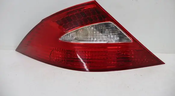 Mercedes-Benz CLS C219 Rear/tail lights A2198200164