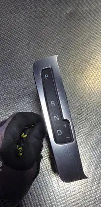 Audi A4 S4 B8 8K Gear shift selector indicator 8K1713463A