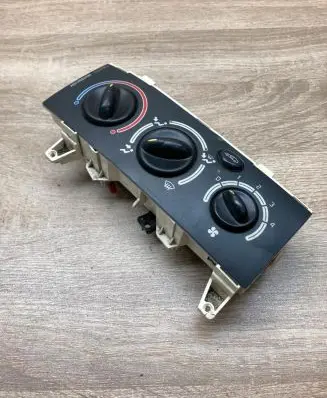 Renault Megane I Climate control unit 655738N