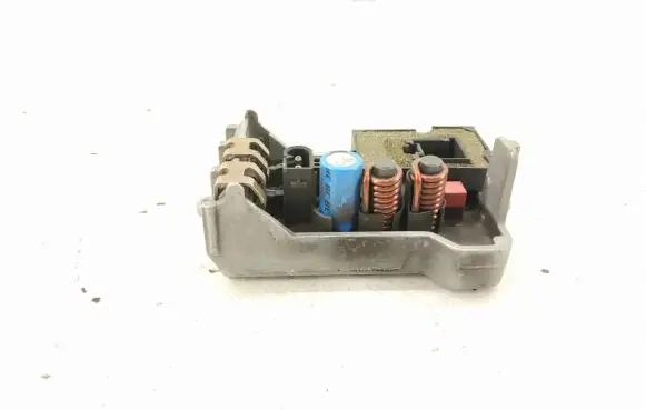 Mercedes-Benz E W211 Heater blower fan relay 2308216351 2308216451