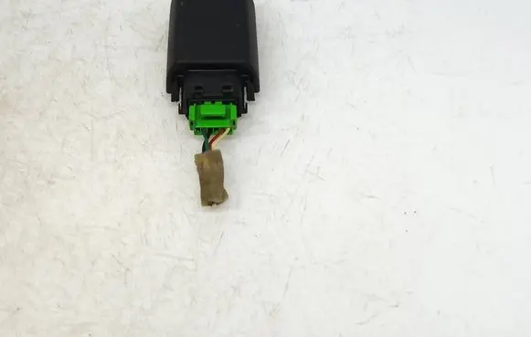 Suzuki Vitara (LY) Rain sensor 3732057L