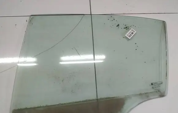 Opel Astra G Rear door window glass as2