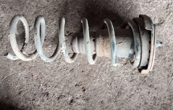 Volvo S60 Rear coil spring rubber mount 31255537