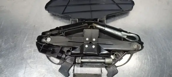 Renault Trafic II (X83) Tool set 8200727771