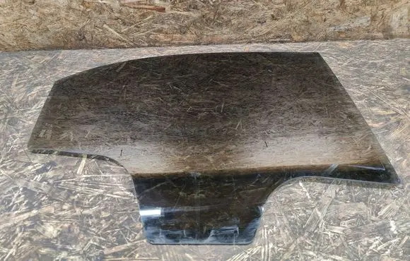 Fiat 500X Rear door window glass