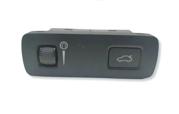 Volvo XC60 Tailgate/boot open switch button 21W035
