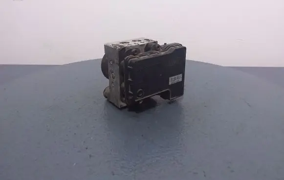 Mitsubishi Outlander ABS Pump MB4-4WDE-3617-1