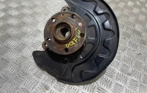 Volkswagen Golf VII Front wheel hub spindle knuckle