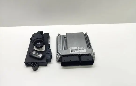 BMW 5 E60 E61 Engine ECU kit and lock set 0281012190 7811898 9147195