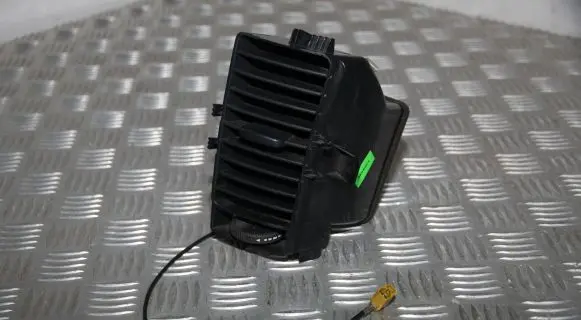 Mercedes-Benz Sprinter W906 Dashboard side air vent grill/cover trim A9068300154 9068300154