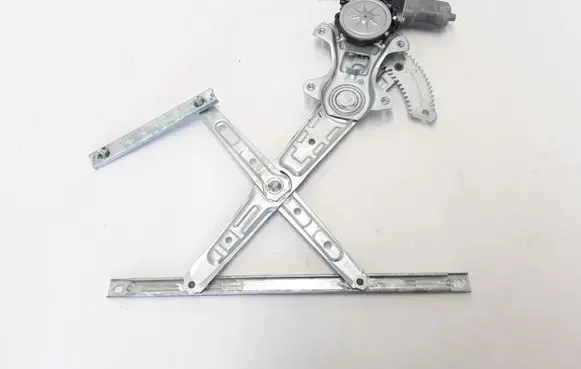 Renault Koleos II Rear window lifting mechanism without motor 827204CA0A