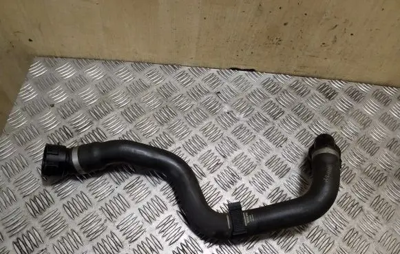 Volvo V40 Engine coolant pipe/hose 31319310