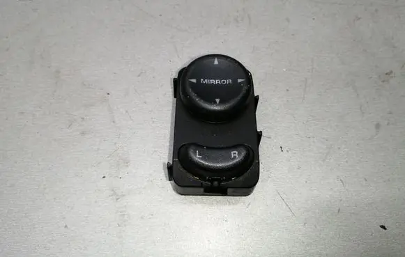 Chrysler 300M Wing mirror switch 0TA55DX9AA