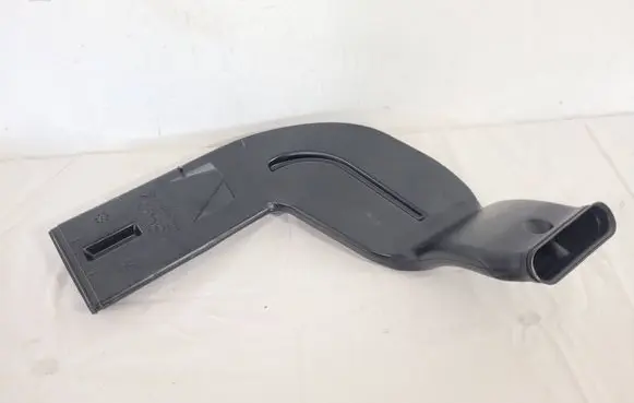 Ford Focus Cabin air duct channel AM51R01907A D2L4A