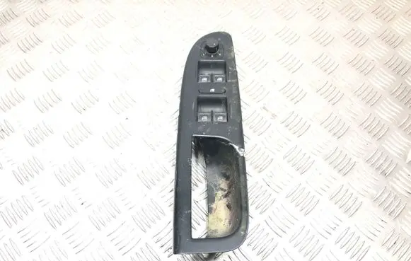 Volkswagen PASSAT B6 Electric window control switch 3C2867172B 1K4959857A 1K0959565H