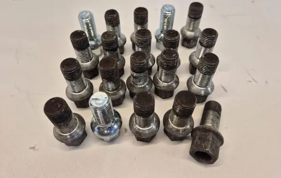 Audi Q5 SQ5 Nuts/bolts 