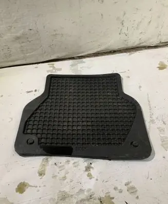 BMW 5 E39 Rear floor mat 9405717