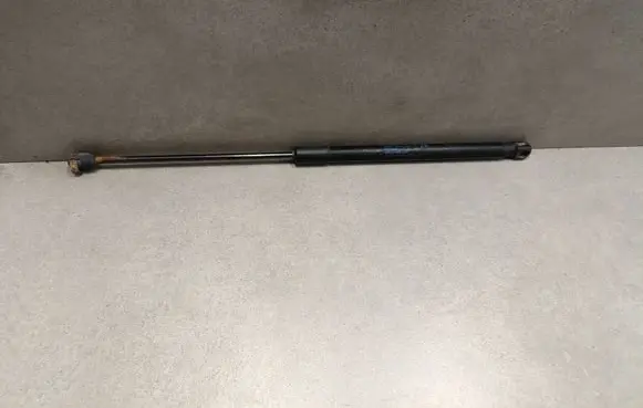 Audi A6 C7 Tailgate/trunk strut/damper 4G9827552A