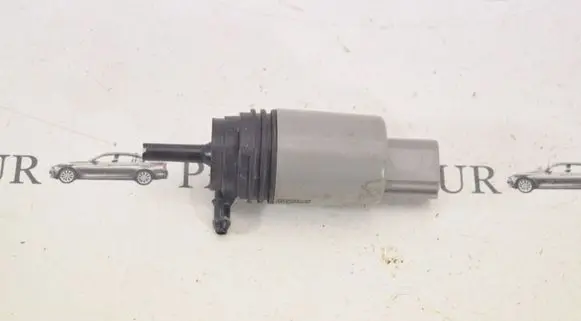 BMW 5 E60 E61 Windscreen/windshield washer pump 6934159