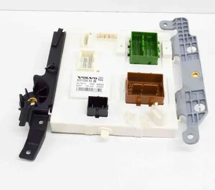 Volvo S90, V90 Central body control module 71431115 32217335