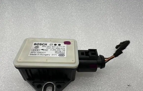 Audi A4 S4 B8 8K ESP acceleration yaw rate sensor 8K0907637C 7043266 0265005738