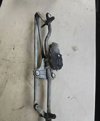 Front wiper linkage and motor