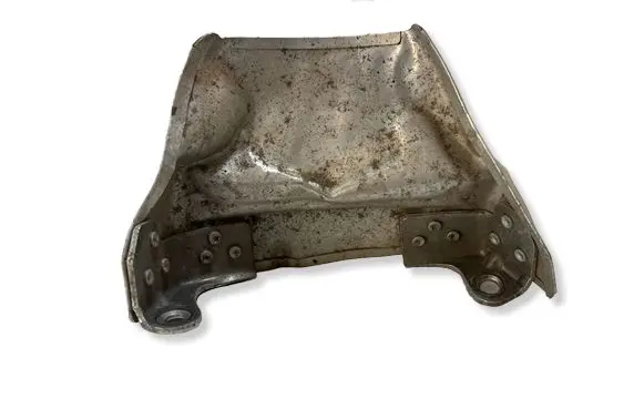 Volkswagen Touareg III Exhaust heat shield 8W0301325C