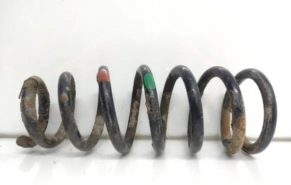 Toyota Avensis T250 Rear coil spring