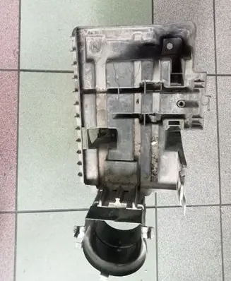 Opel Meriva A Battery tray 13167332