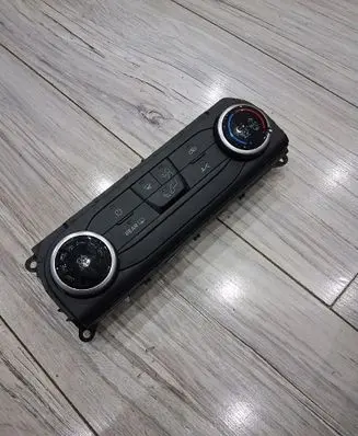 Ford Fiesta Climate control unit H1BT19980AJ