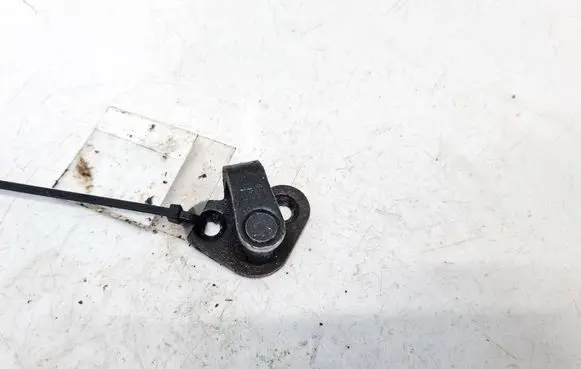 Citroen Berlingo Rear door lock loop/hook striker 
