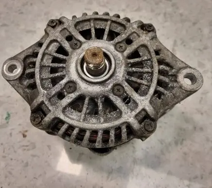 Nissan X-Trail T30 Generator/alternator 231005M310 A3TB0771