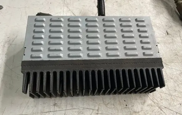 Lexus RX 330 - 350 - 400H Sound amplifier 8610048070
