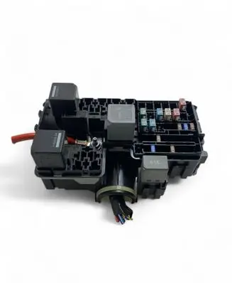Volvo XC90 Fuse module 31384034