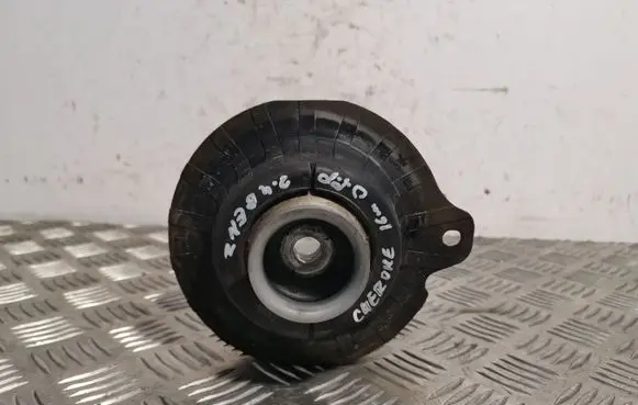 Jeep Cherokee Front upper strut mount 