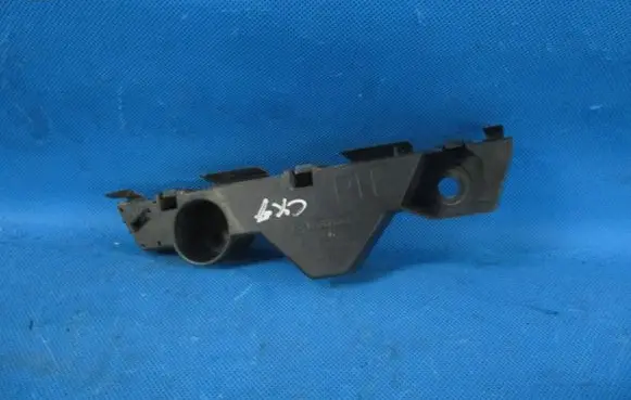 Mazda CX-7 Front bumper mounting bracket