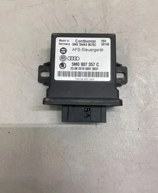 Skoda Octavia Mk2 (1Z) Light module LCM 5WK49676C 5M0907357C