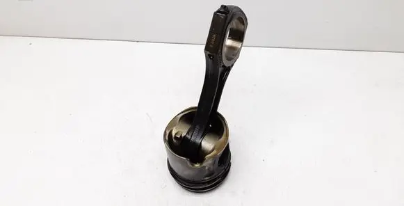 Mercedes-Benz E W212 Piston with connecting rod 8349P